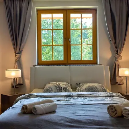 Apartment Szmaragd *