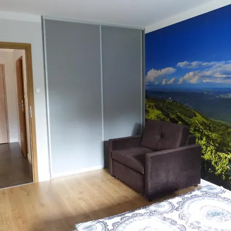 Szmaragd Apartment *